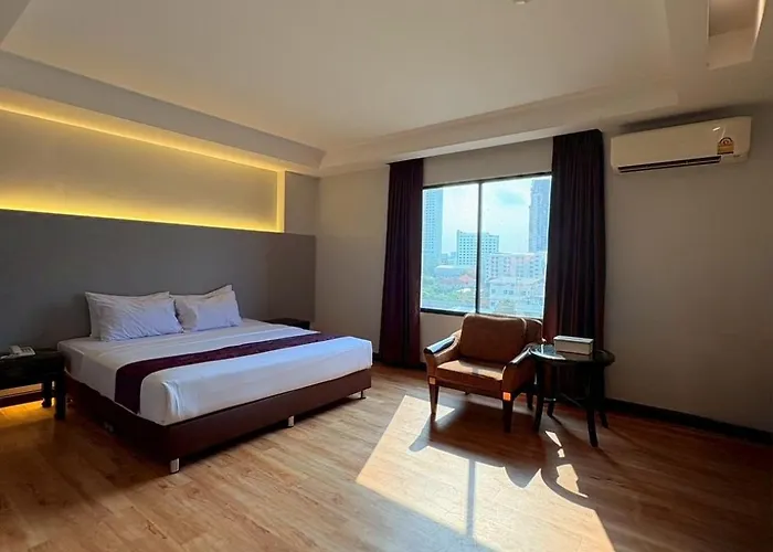 Hotel Atrium Boutique Bangkok