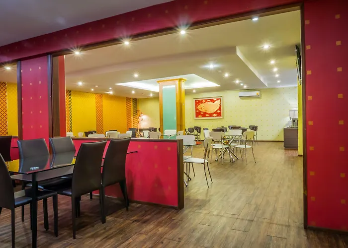 Atrium Boutique Hotel 3*