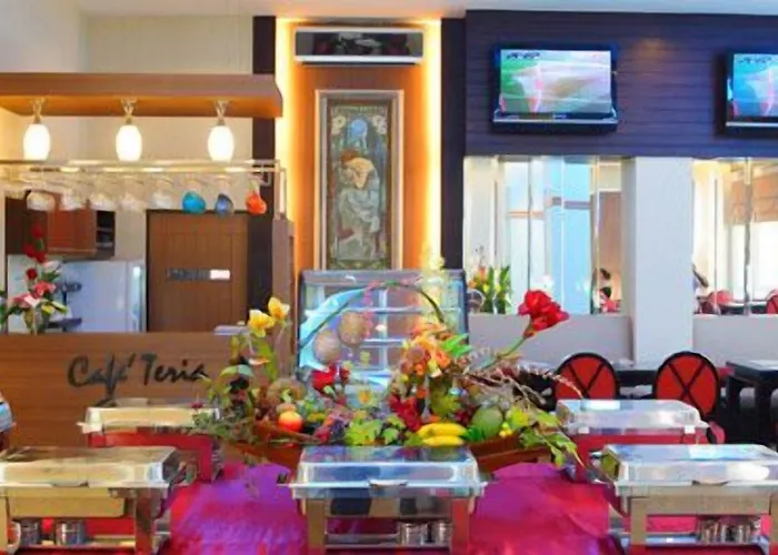 Atrium Boutique Hotel 3*