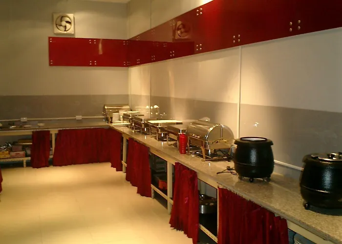 Atrium Boutique Hotel 3*