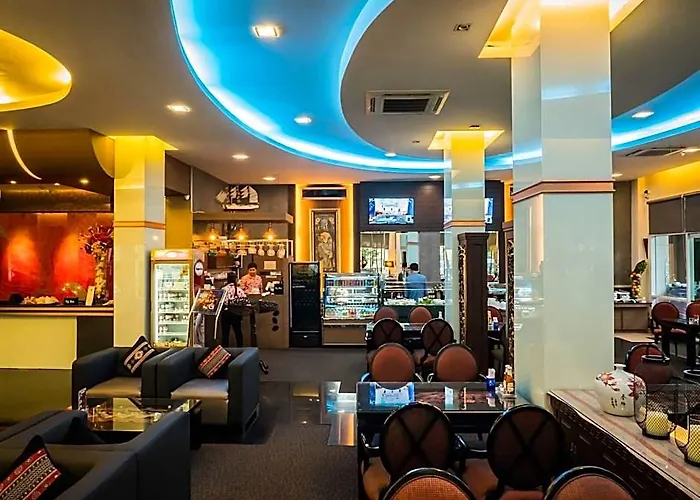 Atrium Boutique Hotel 3*