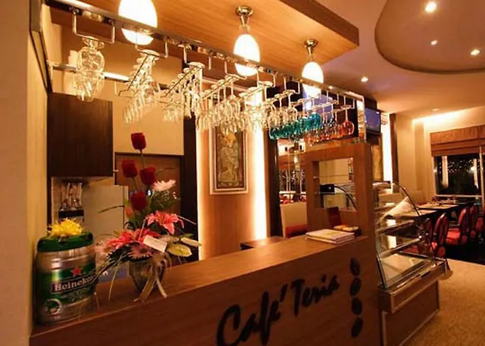 Hotel Atrium Boutique 3*